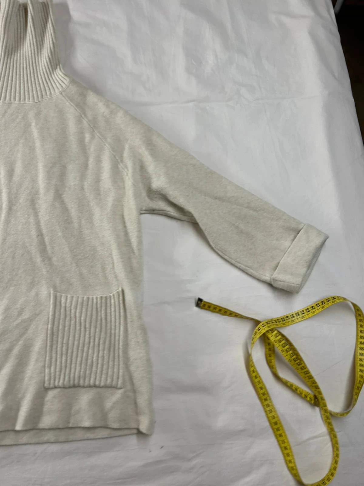 Crème witte trui met ronde hals – photo 3